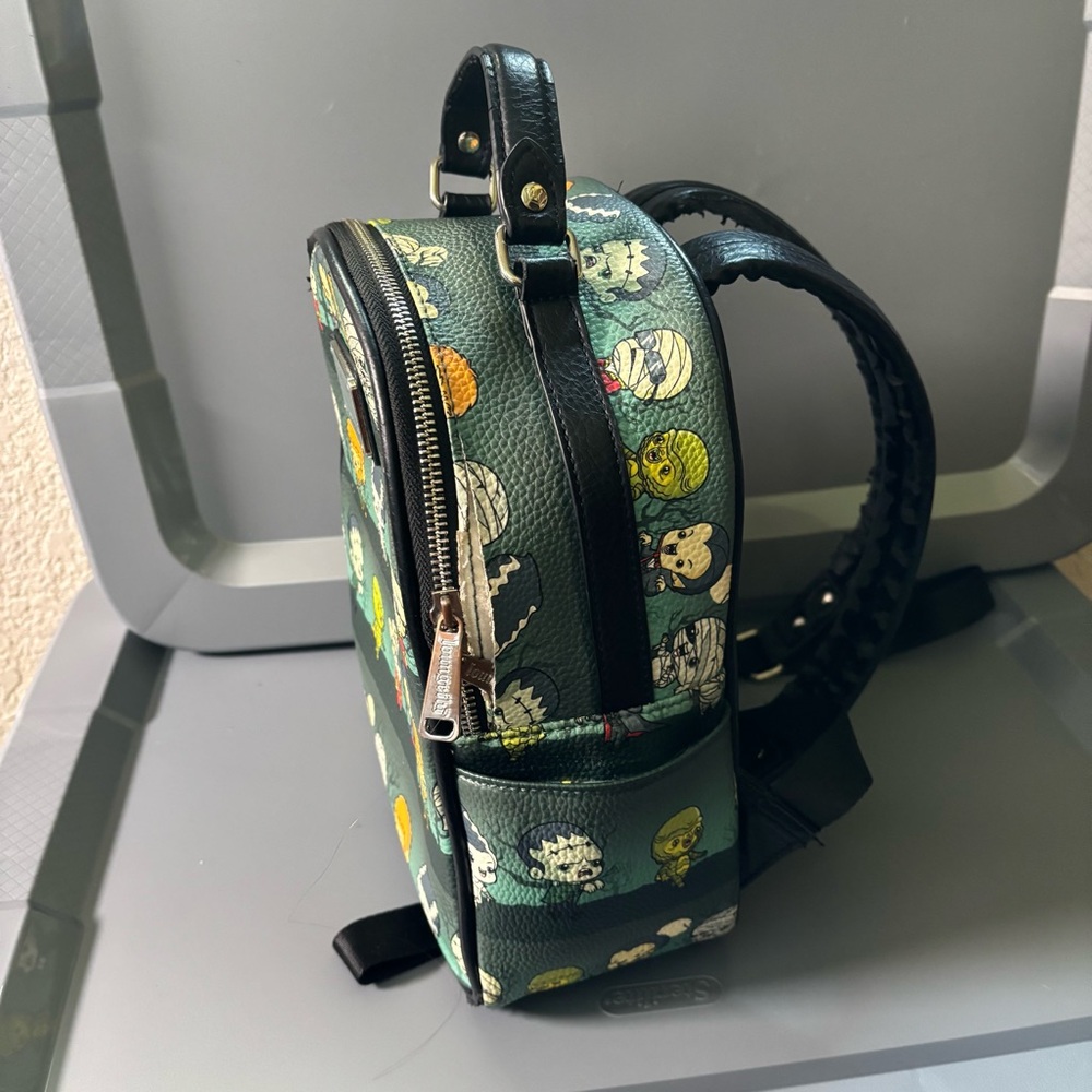 Loungefly x Universal Studios Universal Monsters … - image 4